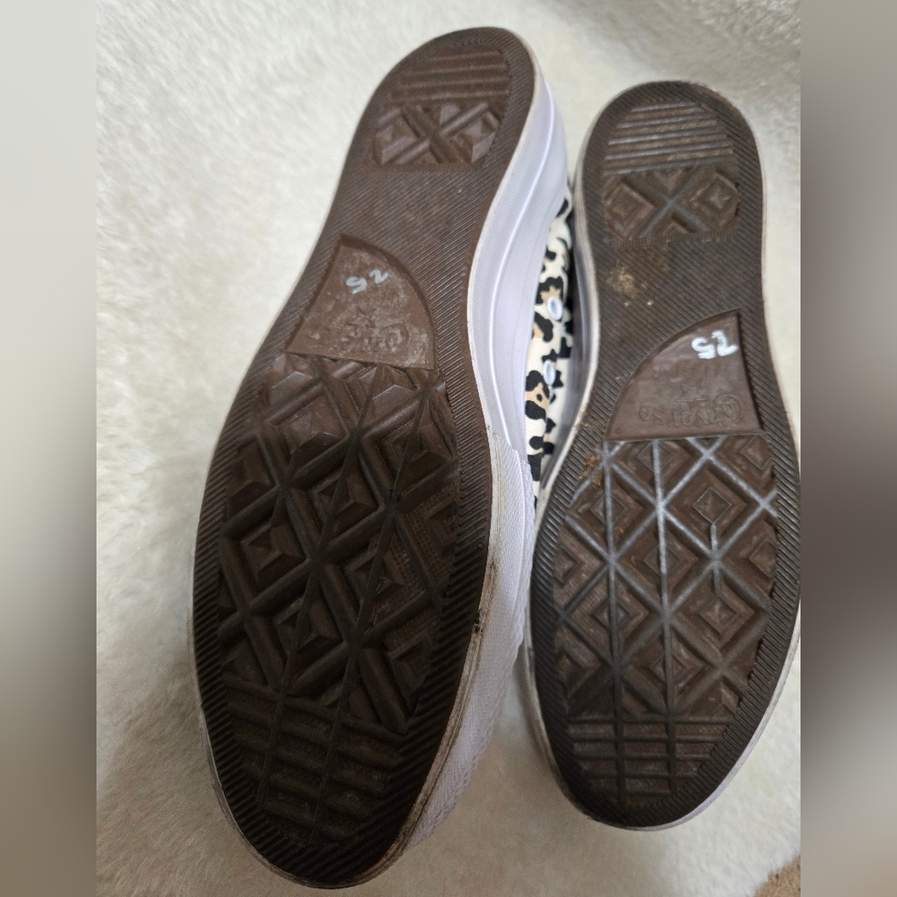 Converse All Star Chuck 70 Leopard Print White Cream Lace Up Shoes Size: 10.5 - Picture 3 of 13